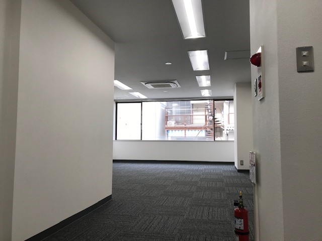 貸し室内